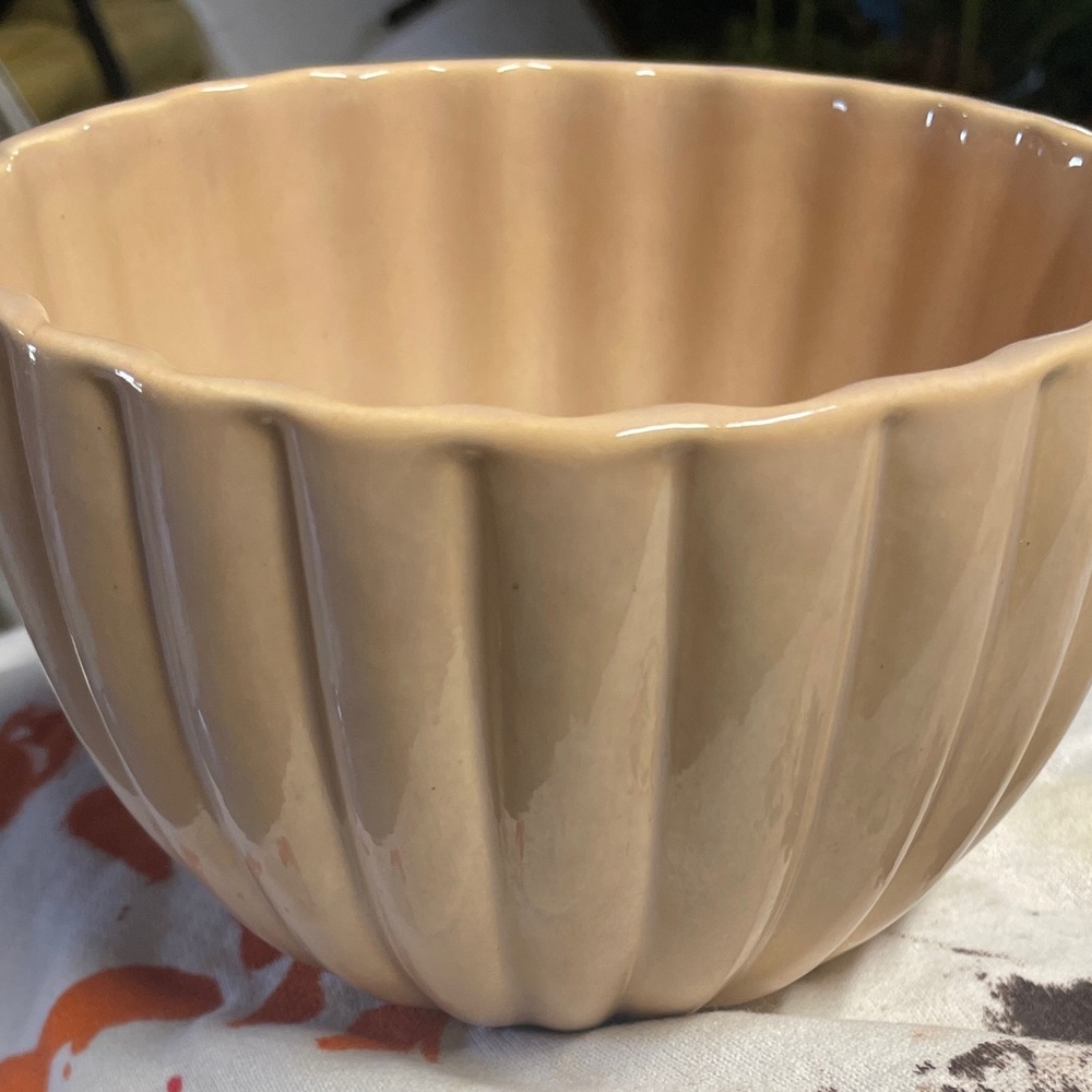 Vintage Haeger USA Pottery – Classic & Collectible